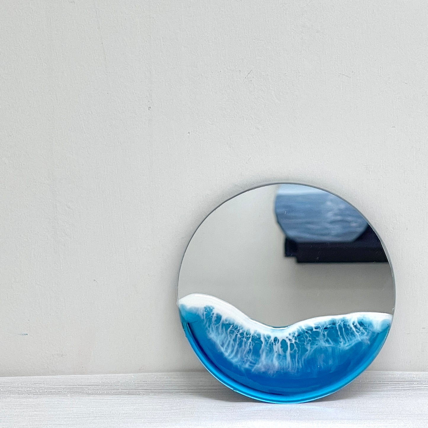 Resin Ocean Mini Mirror Magnet