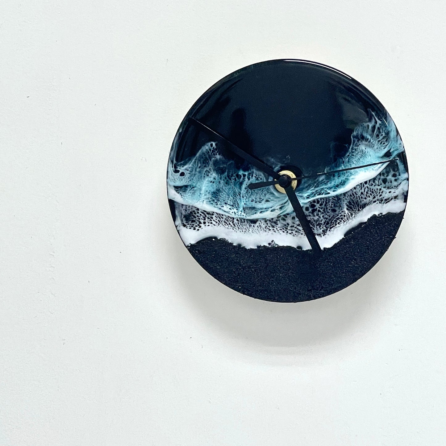 Resin Ocean Wall Clock (round)