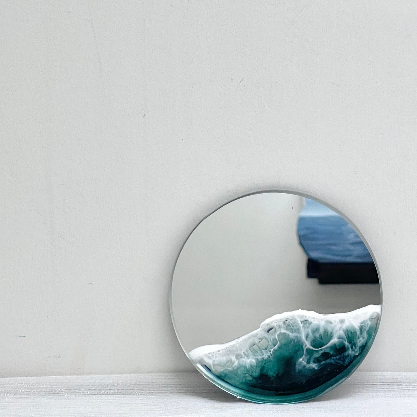 Resin Ocean Mini Mirror Magnet