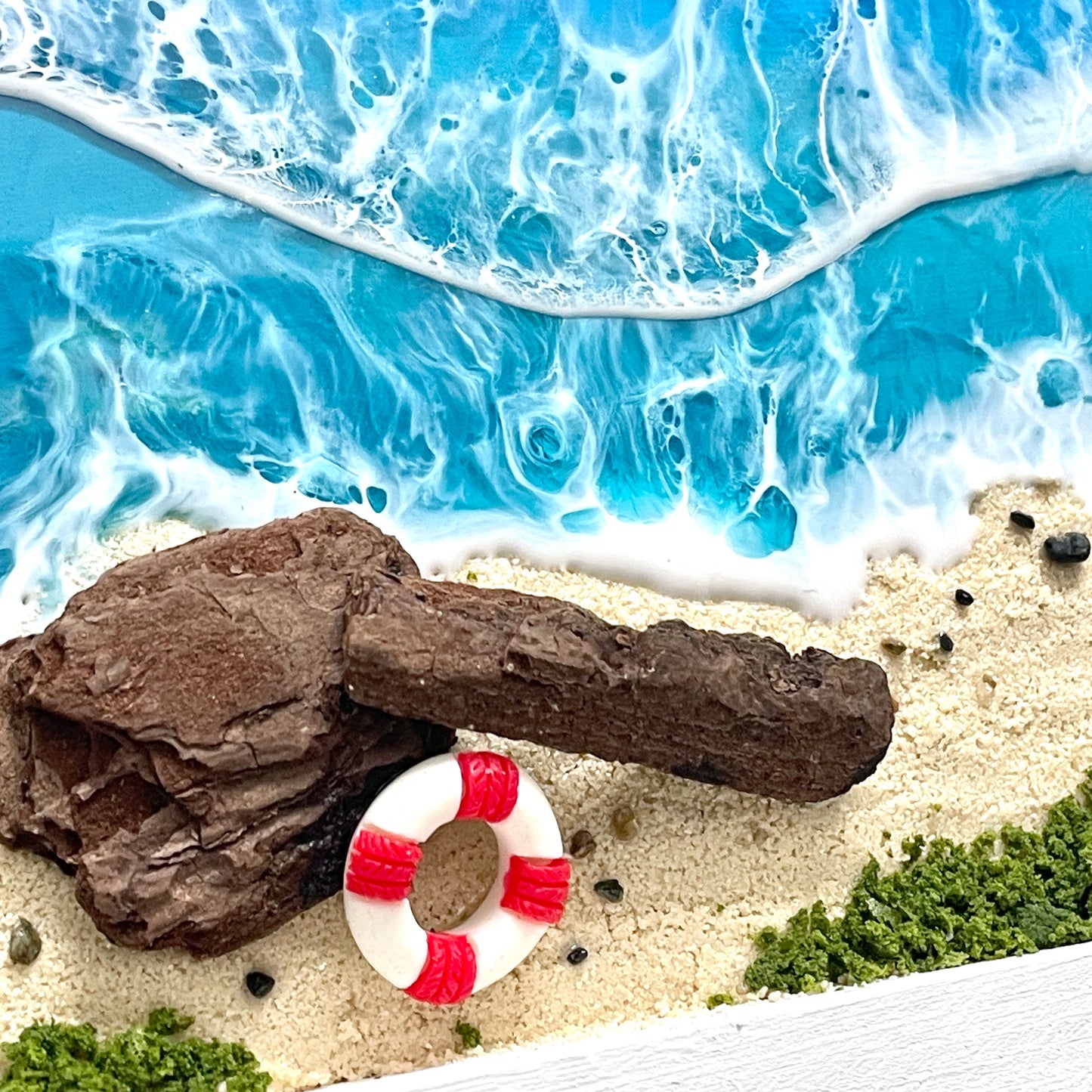 Resin Ocean Frame Decor - Lifebuoy