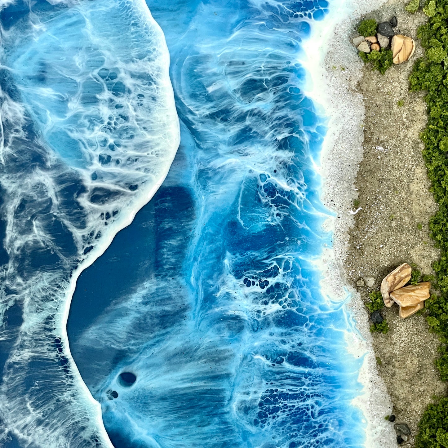 Resin Ocean Frame Decor - Blue (horizontal)